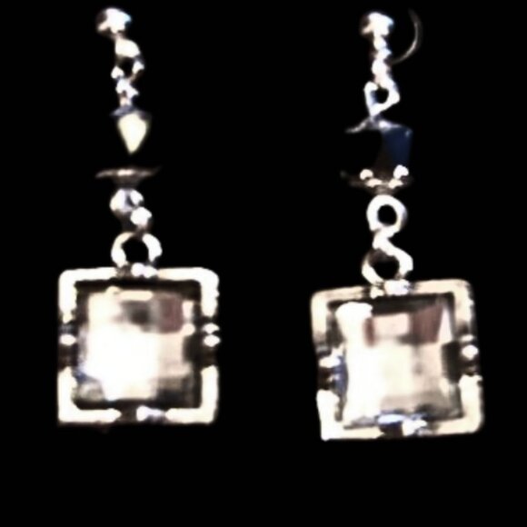 CRYSTAL EMBELLISHED ART DECO COSTUME EARRINGS - Picture 2 of 2